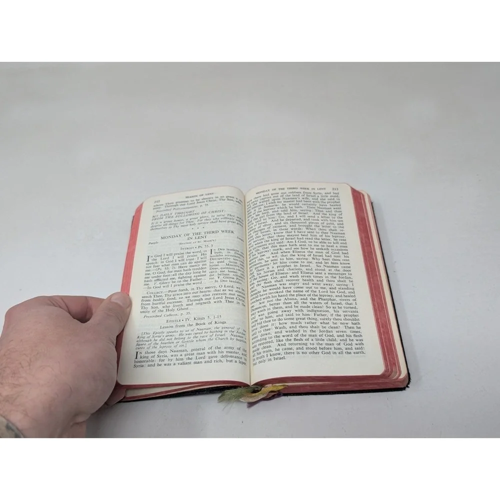 Vintage 1953 The New Marian Missal for‎ Daily Mass Fr. Juergens Regina Press